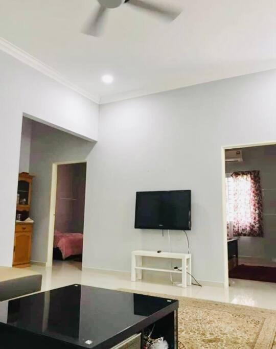 Kundang Villa @ Tasik Biru - 3 Bedrooms Bungalow Rawang Ngoại thất bức ảnh